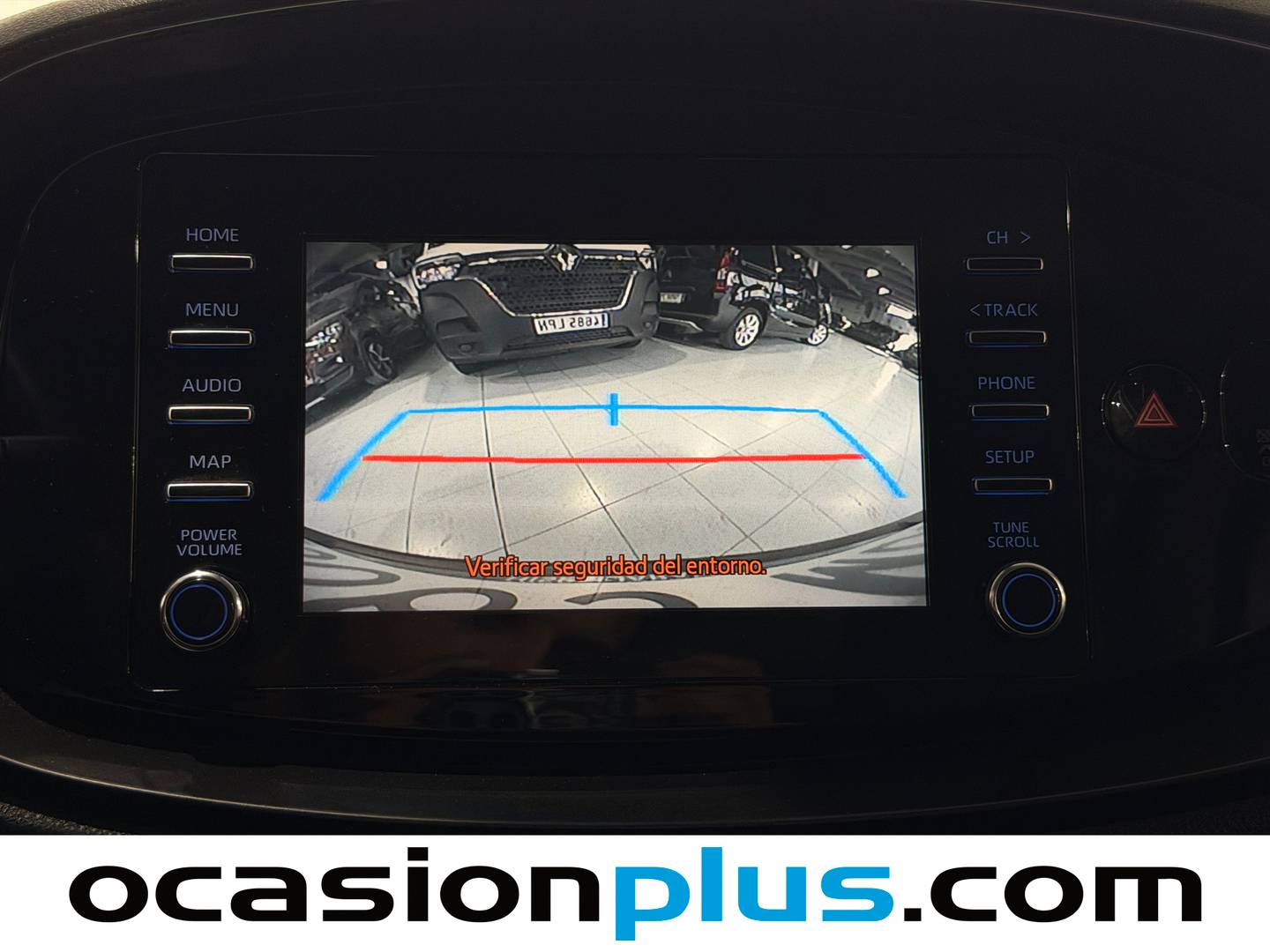 Extras y acabados del Toyota Aygo X Cross Toyota Aygo X Cross 1.0 VVT-I Play (72 CV)