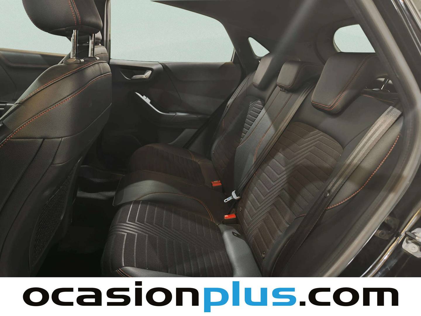 Foto asientos traseros Ford Puma Ford Puma 1.0 EcoBoost MHEV ST-Line X (125 CV)