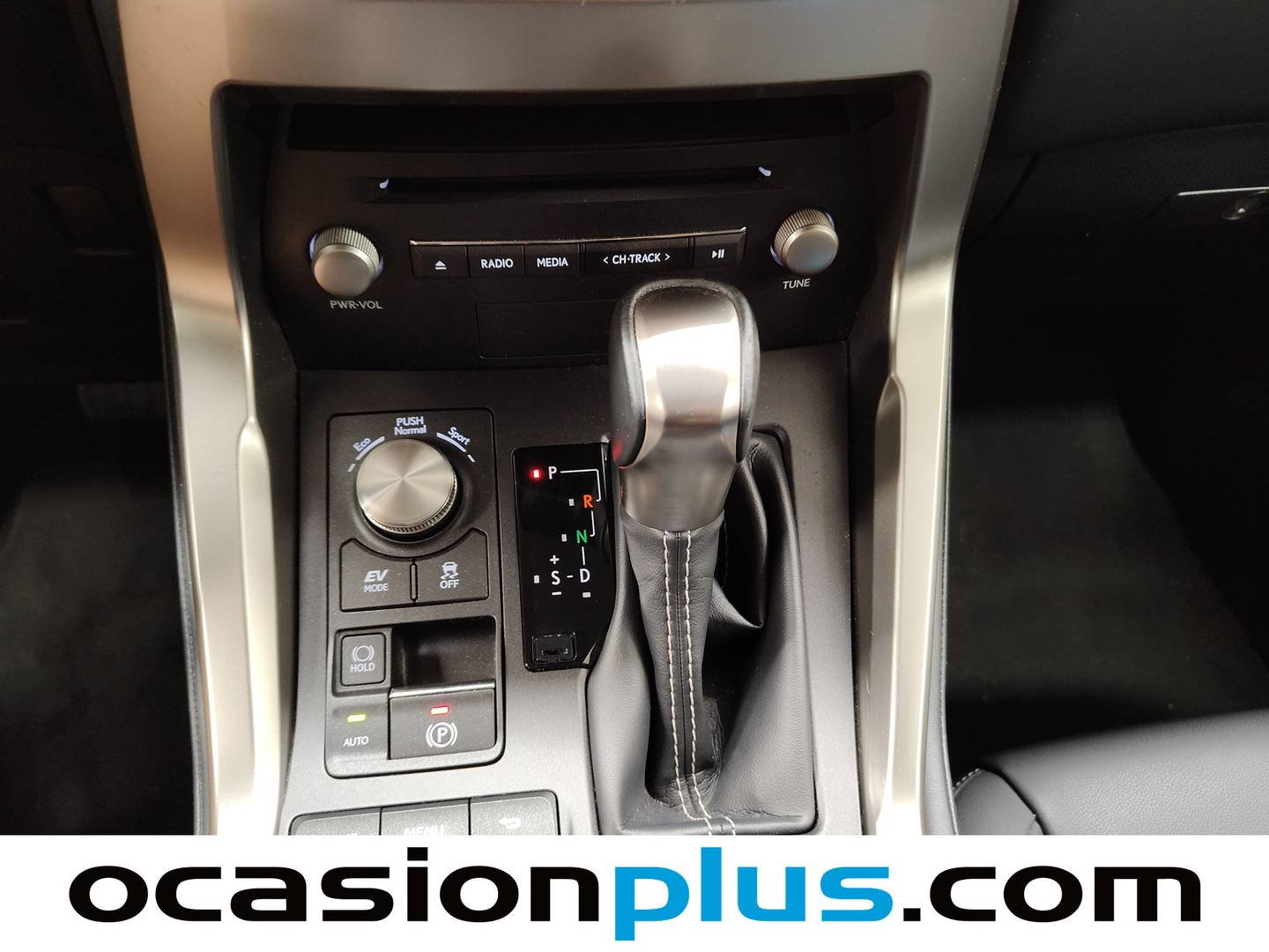 Lexus NX Lexus NX 300h Premium 2WD (197 CV) de segunda mano