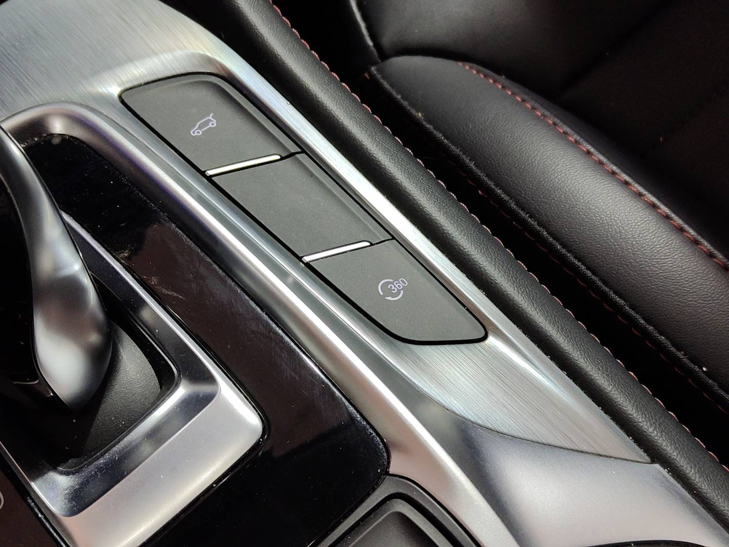 Foto MG HS MG eHS 1.5 T-GDI PHEV Luxury (258 CV)