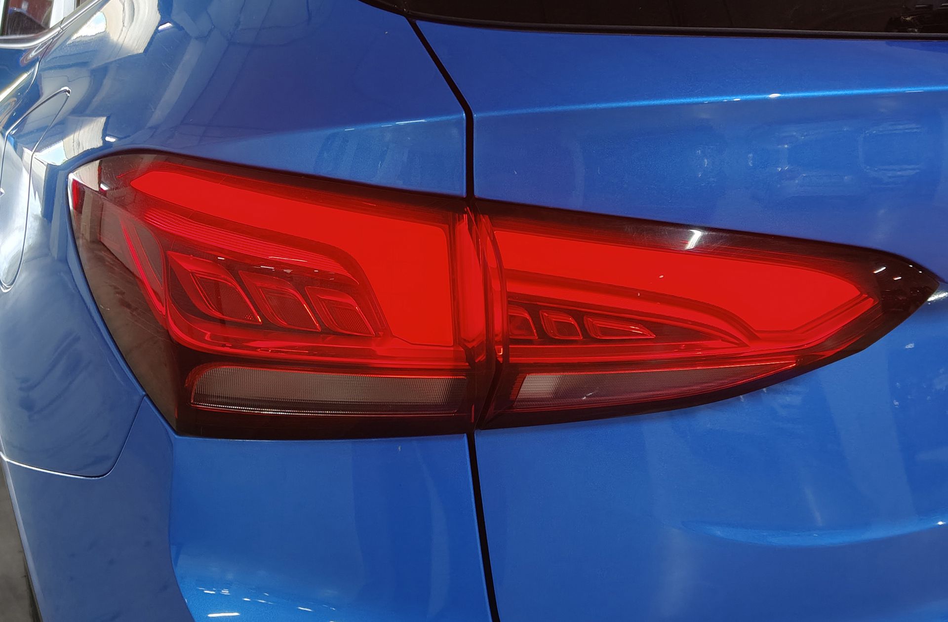 MG ZS 1.5 Hybrid+ Luxury - foto 18