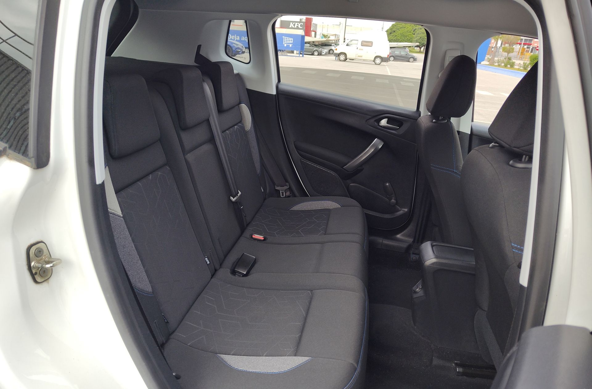 Peugeot 2008 PureTech 82 Style - foto 16