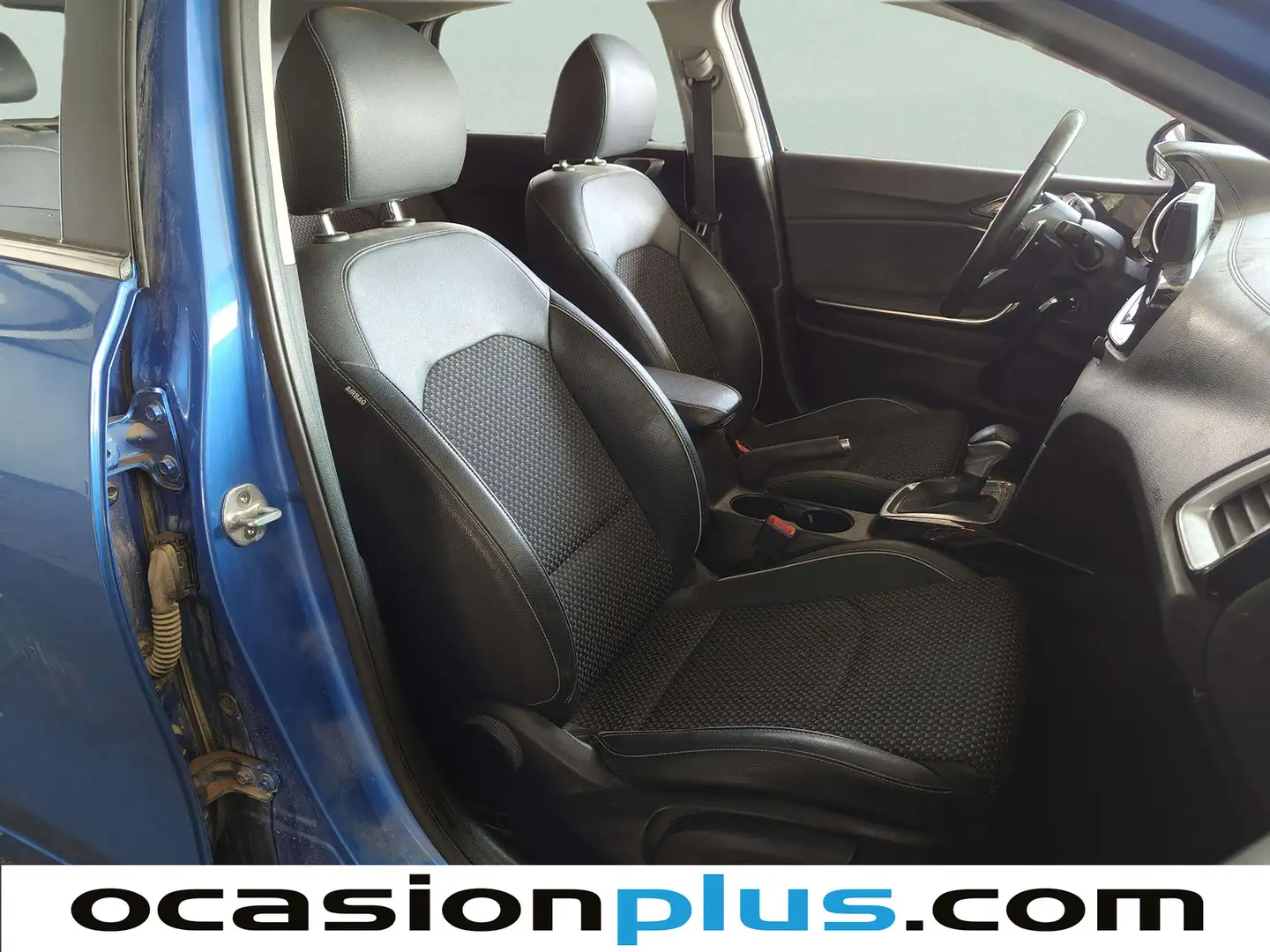 Foto KIA Ceed Kia Ceed 1.4 T-GDi Tech DCT (140 CV)