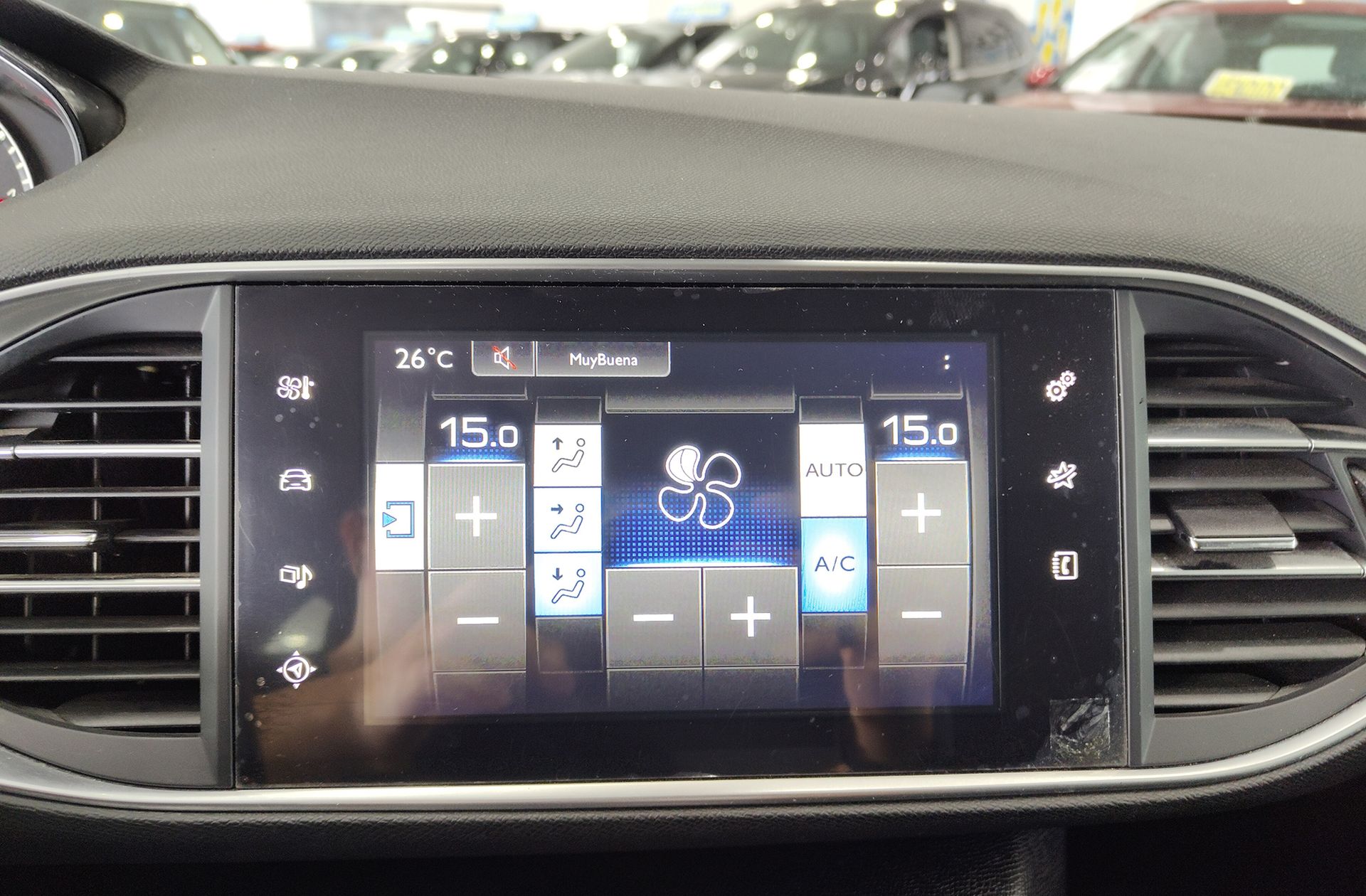 Peugeot 308 PureTech 130 Style - foto 32
