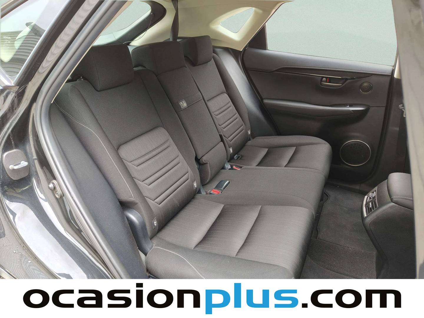 Foto Lexus NX Lexus NX 300h Business 2WD (197 CV)