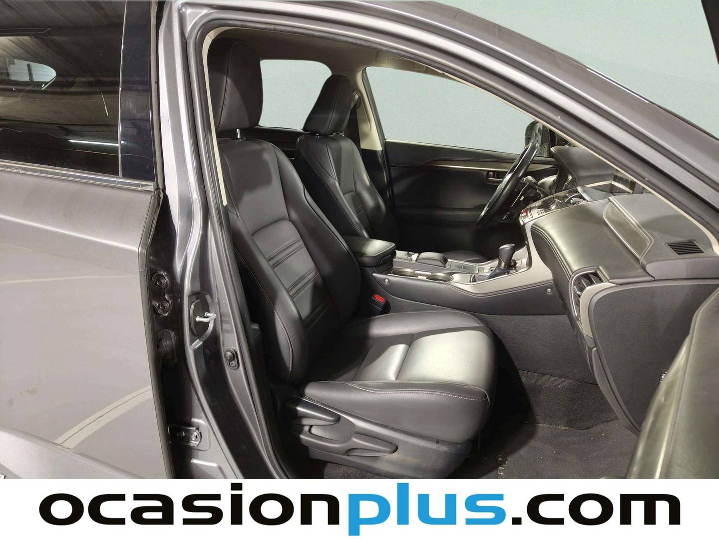 Lexus NX Lexus NX 300h Premium 2WD (197 CV) automático