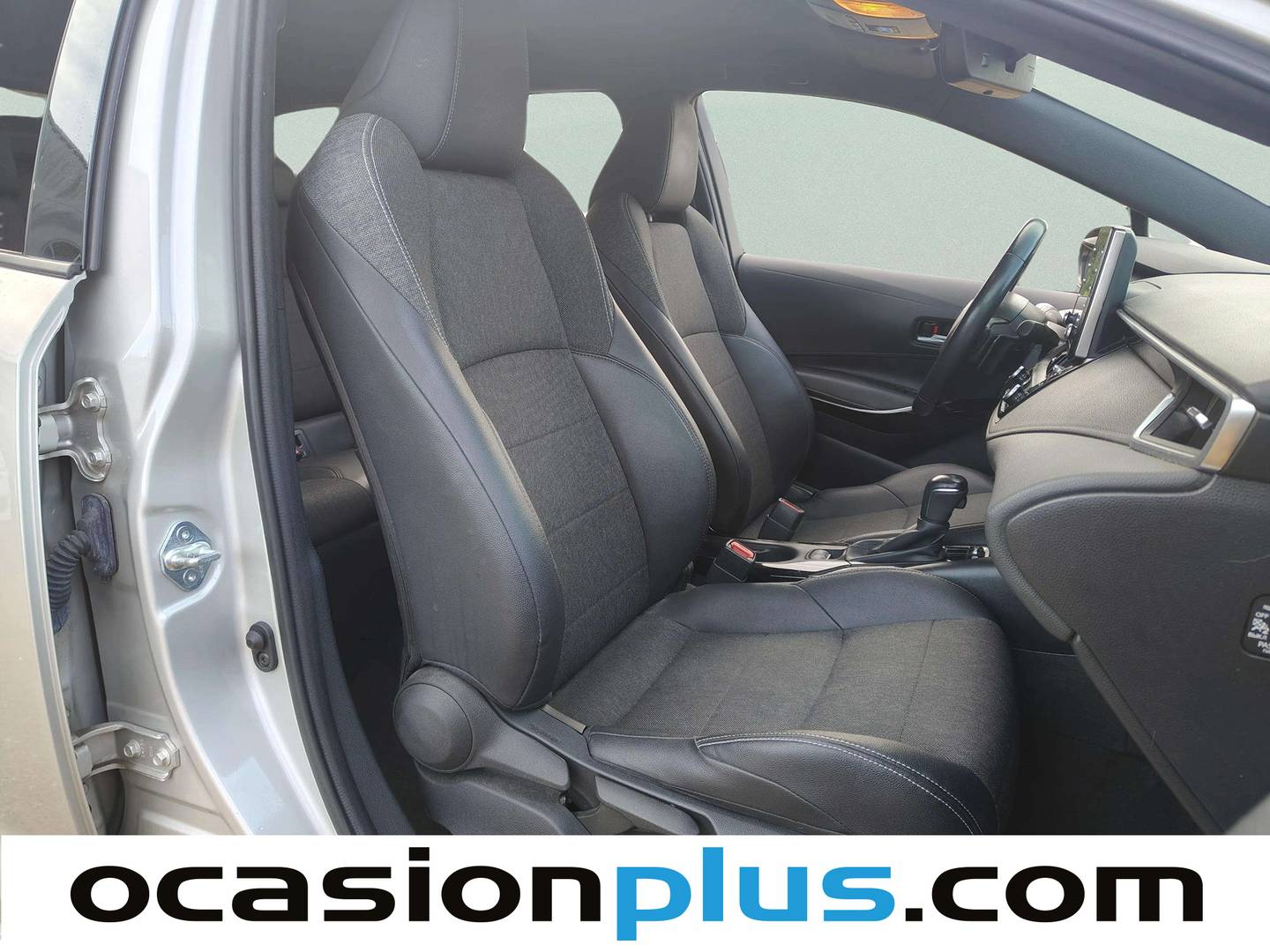 Foto Toyota Corolla Toyota Corolla Touring Sports 180H Style E-CVT (180 CV)