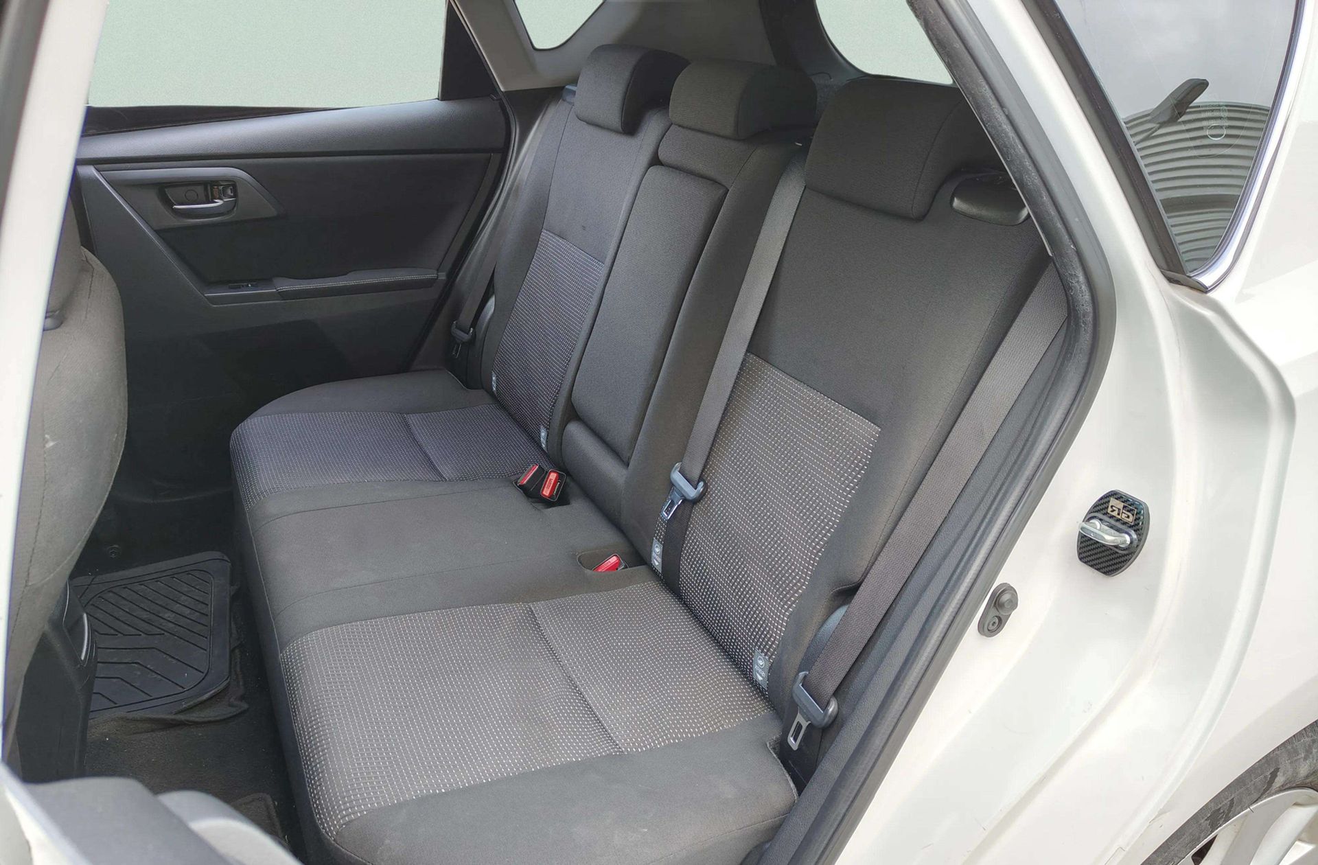 Toyota Auris 90D Active - foto 10