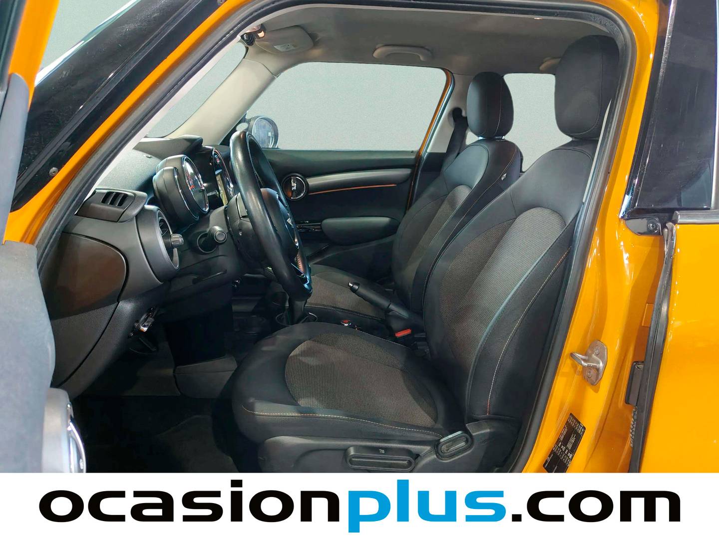 Foto asientos delanteros Mini MINI Mini MINI Cooper 5 Puertas One (102 CV)