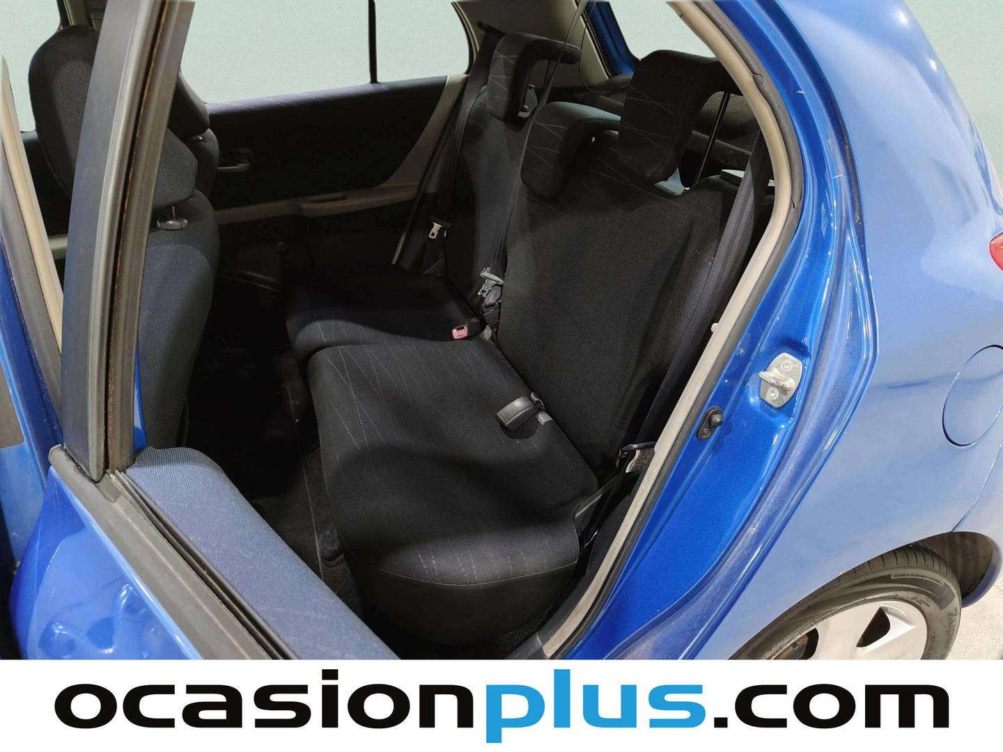 Foto asientos traseros Toyota Yaris Toyota Yaris 1.3 VVT-I Active (101 CV)