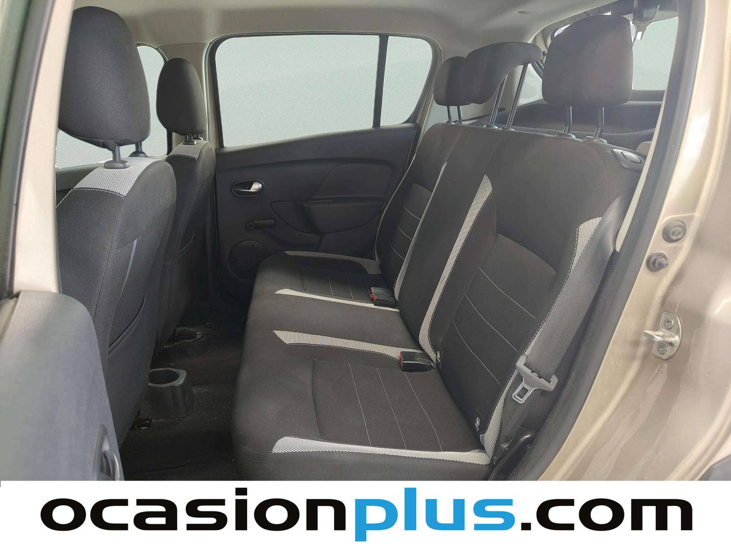 Foto asientos traseros Dacia Sandero Dacia Sandero Stepway Essential Blue dCi (95 CV)