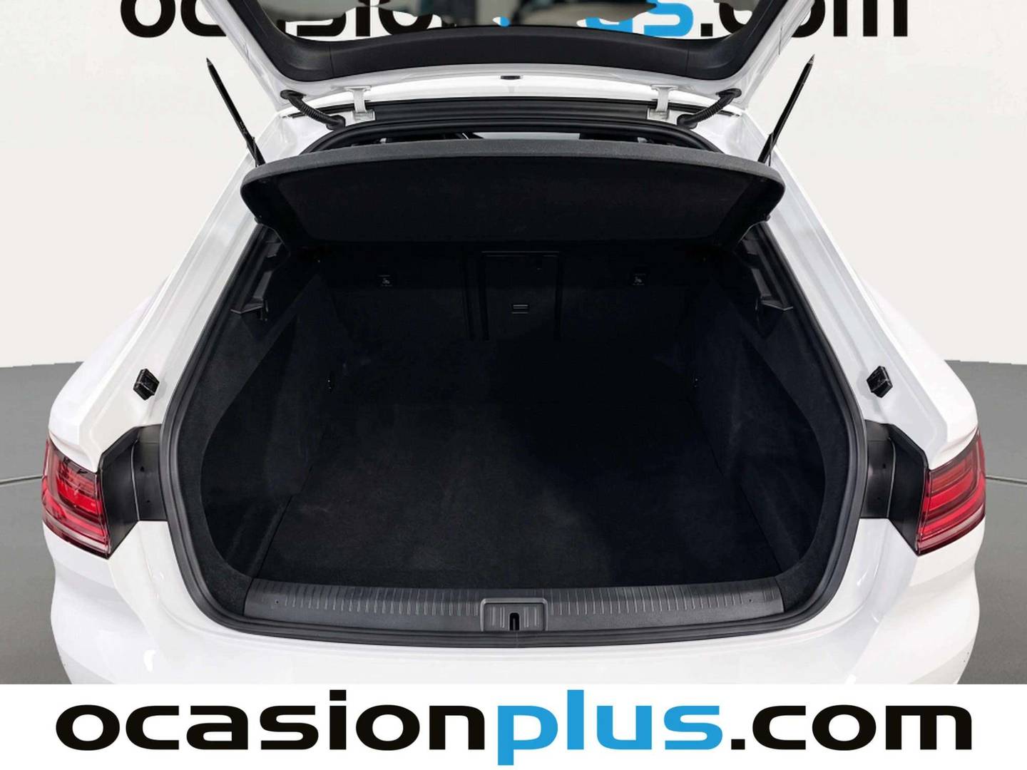 Volkswagen Arteon Volkswagen Arteon R-Line 2.0 TDI  (150 CV) DSG 2021