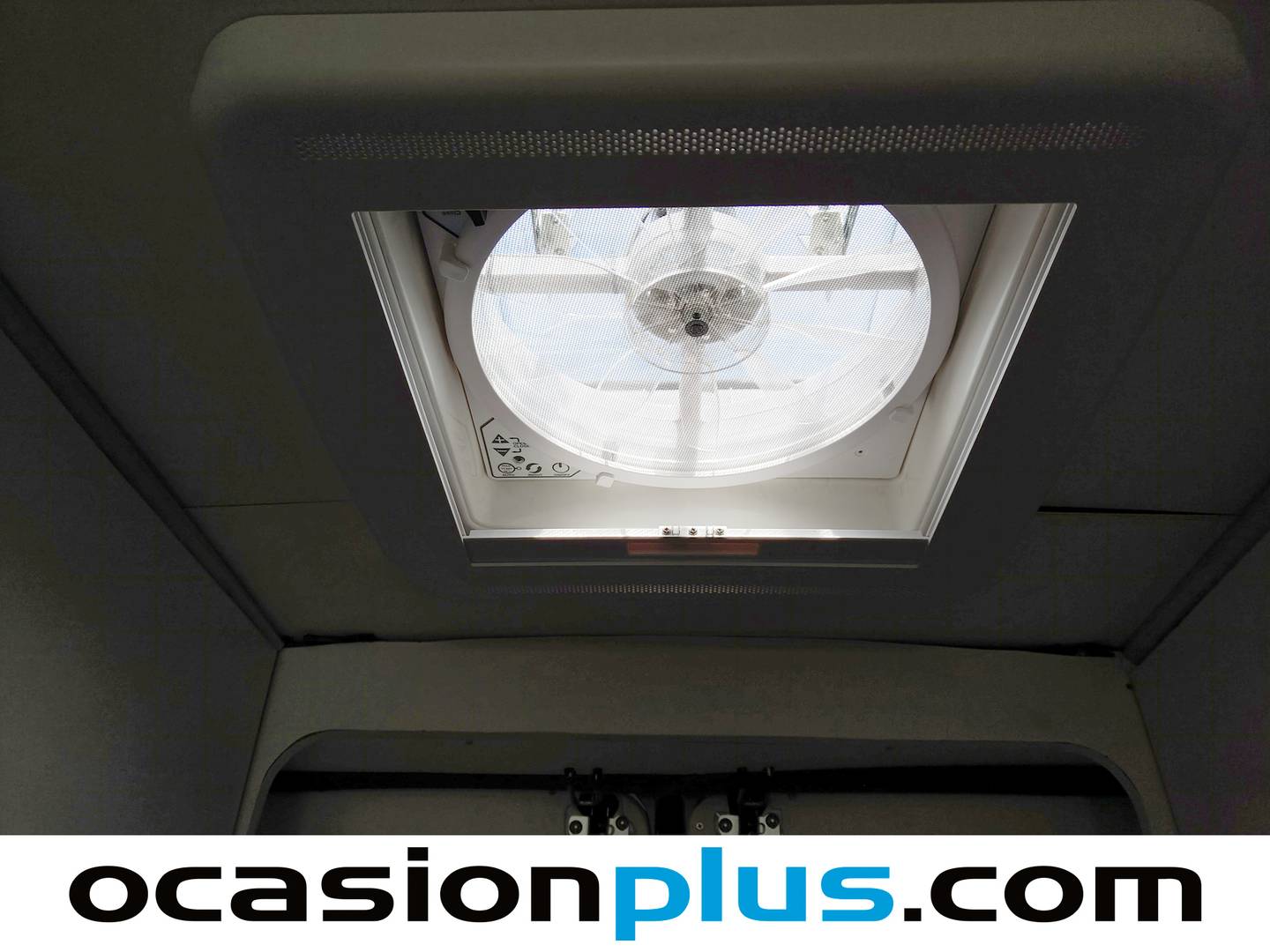 Accesorios del Fiat Ducato Fiat Ducato Furgón 35 Larg Sup Alto 2.3 Mjet (148CV) CAMPERIZADA