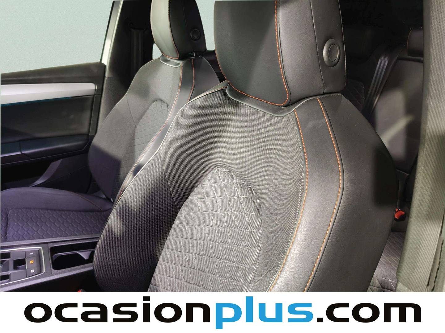 Extras y acabados del Seat León Seat León 1.5 eTSI S&S FR Special Edition Vision DSG (150 CV)