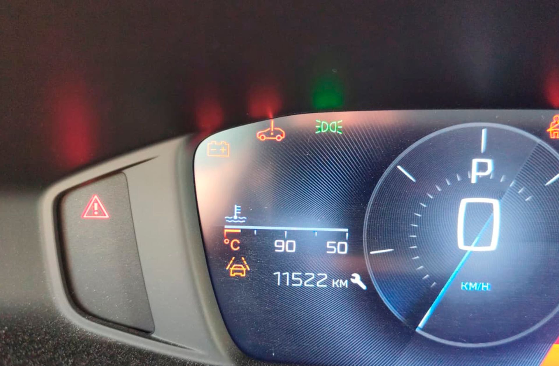 Peugeot 408 Allure Hybrid 145 eDCS6 - foto 10