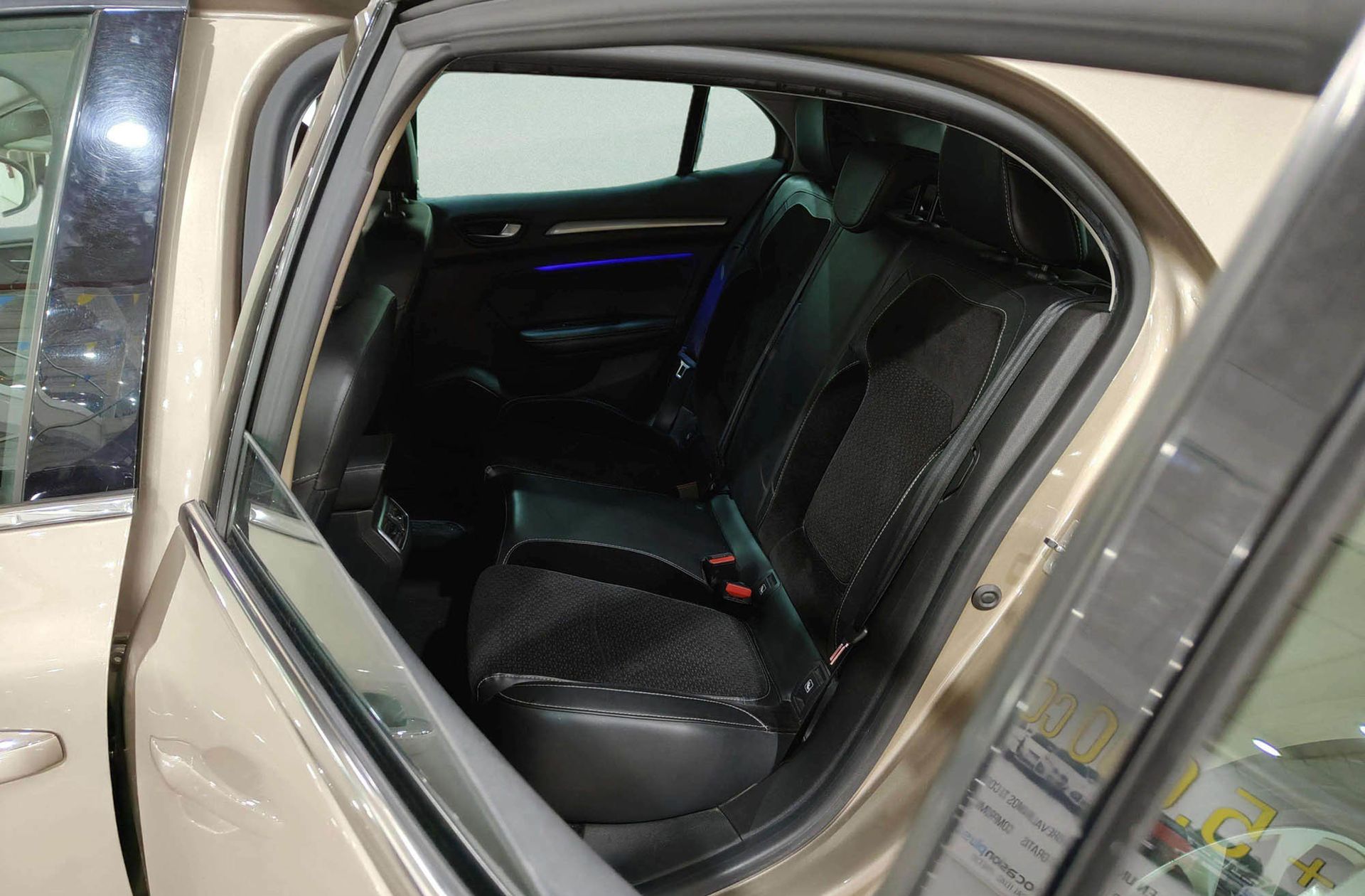 Renault Mégane Zen Energy TCe EDC - foto 12
