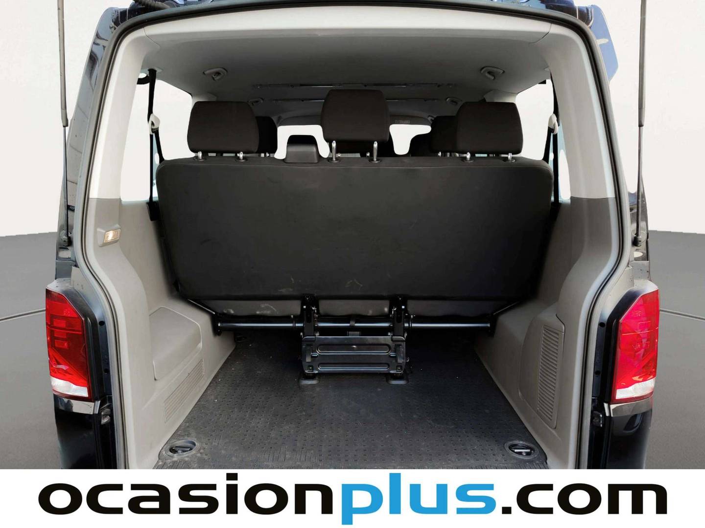 Foto asientos traseros Volkswagen Caravelle Volkswagen Caravelle Origin Batalla Corta 2.0 TDI BMT  (150 CV) DSG 8 Plazas