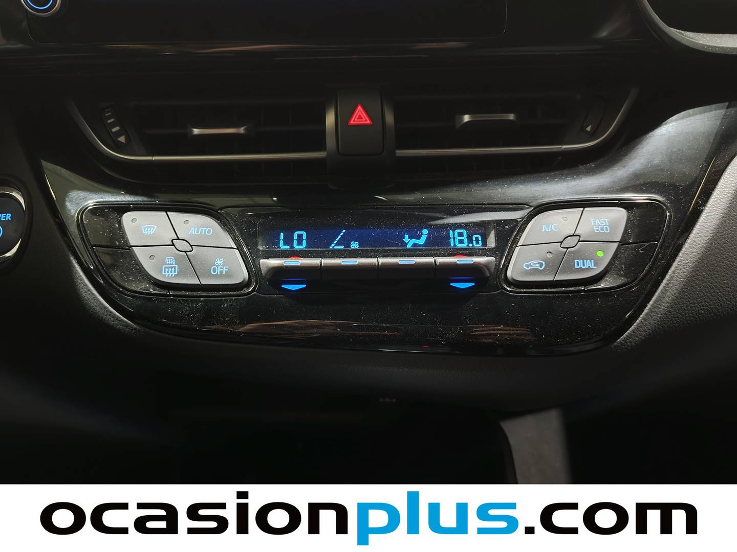 Foto Toyota C-HR Toyota C-HR 1.8 125H Advance (122 CV)