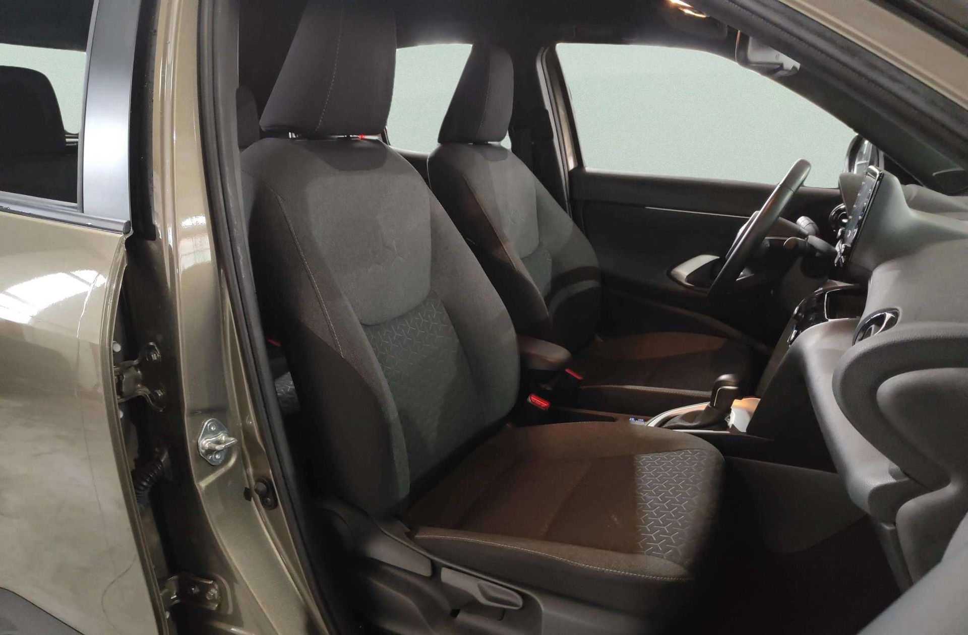 Toyota Yaris Cross 120H Active Tech - foto 18