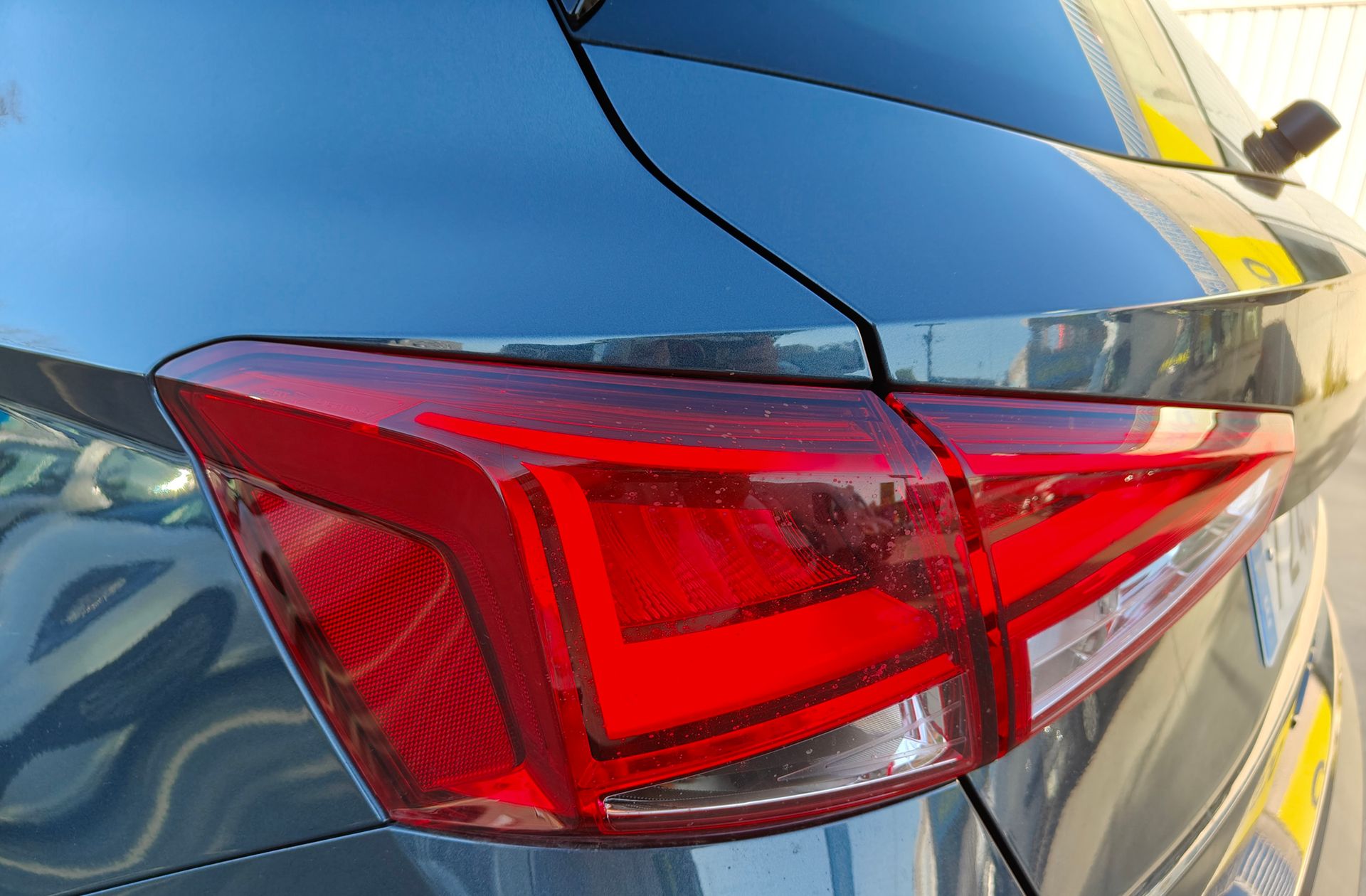 SEAT Arona 1.0 TSI FR - foto 17