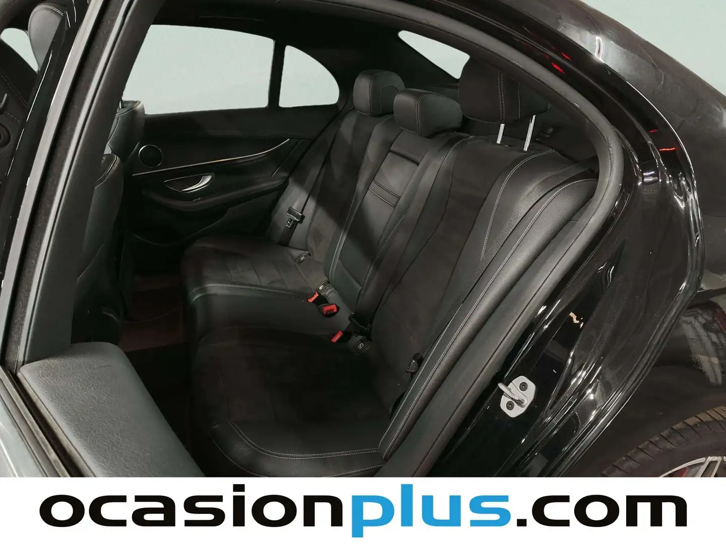 Foto Mercedes Clase E Mercedes-Benz Clase E E 220 d Pack AMG  (194 CV)