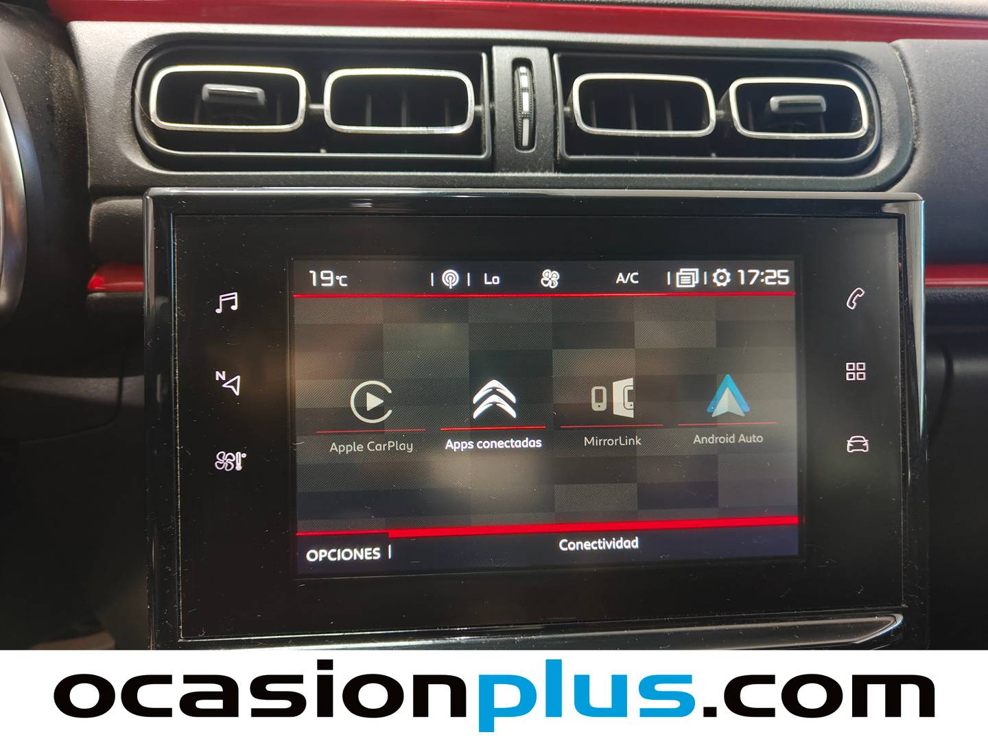 Equipamiento del Citroën C3 Citroën C3 PureTech 110 S&S Shine EAT6 (110 CV)