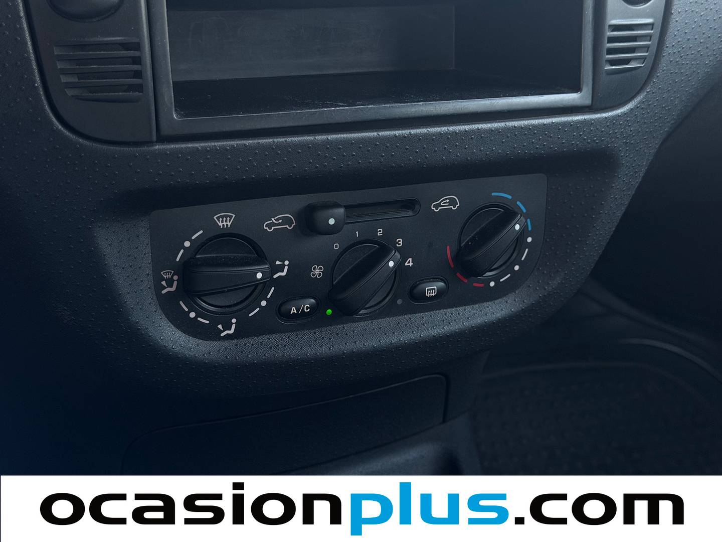 Extras y acabados del Citroën C3 Citroën C3 1.1i Furio (61 CV)