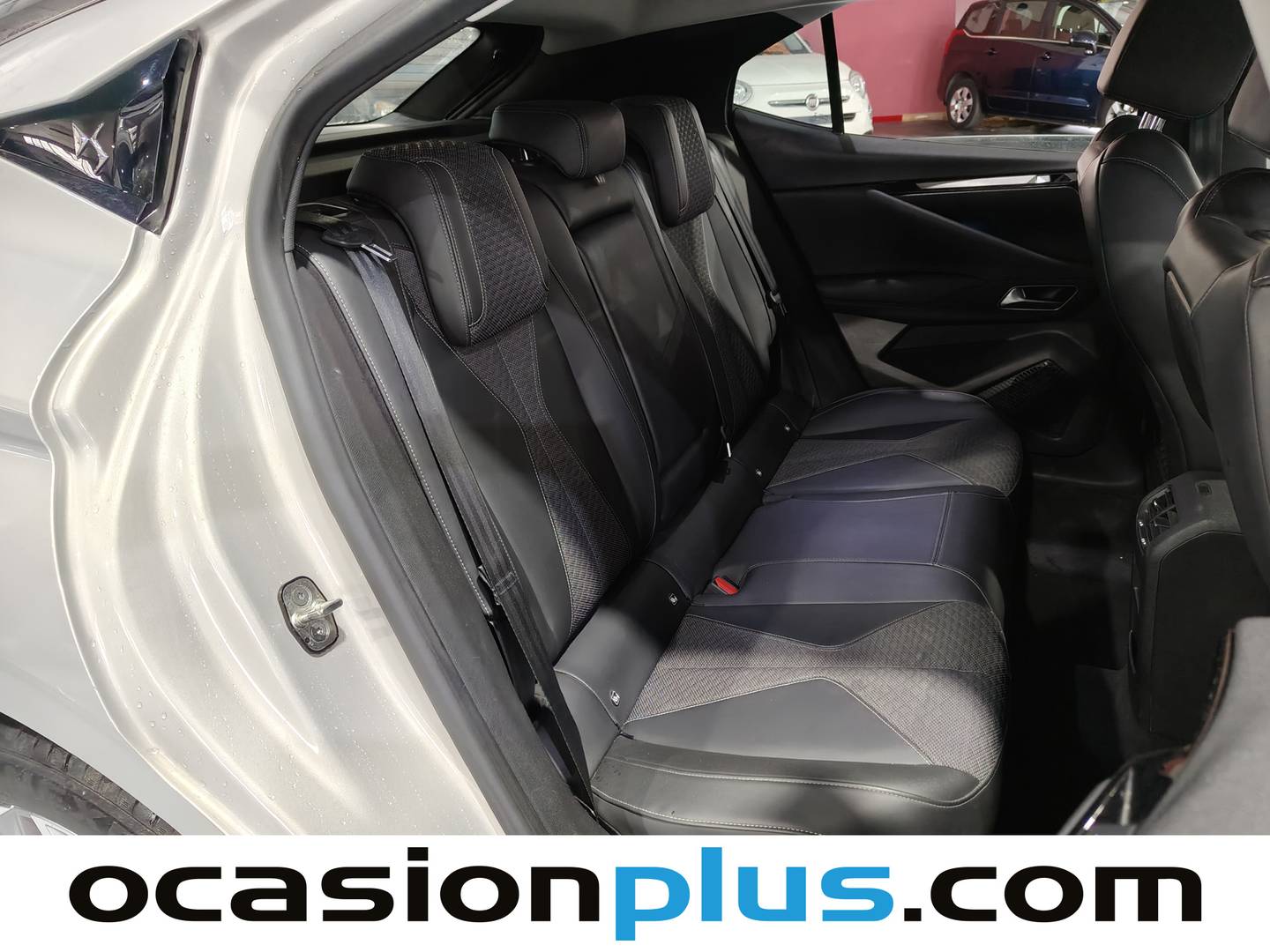 Foto DS DS 4 DS DS4 BlueHDi 130 Trocadero Auto  (130 CV)