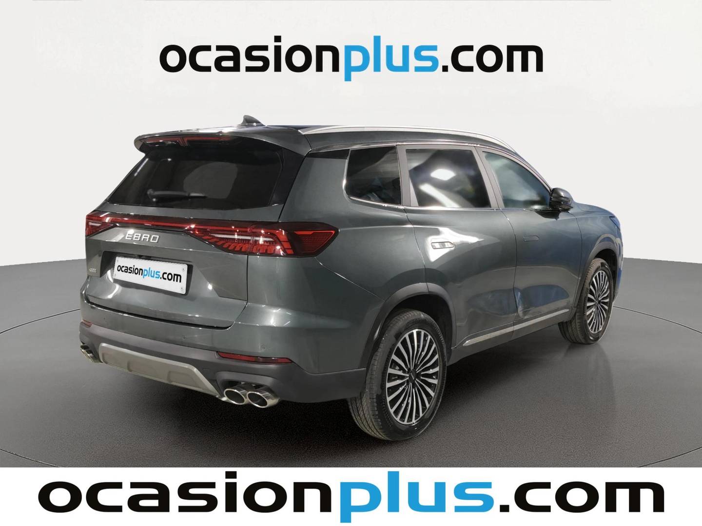 Foto trasera EBRO S800 EBRO S800 1.6 TGDI Premium DCT (147 CV) 7 Plazas derecha