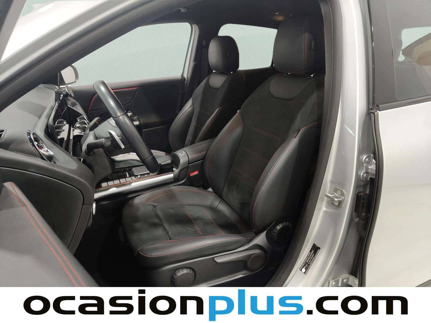 Foto asientos delanteros Mercedes GLA Mercedes GLA 200 D (150 CV)