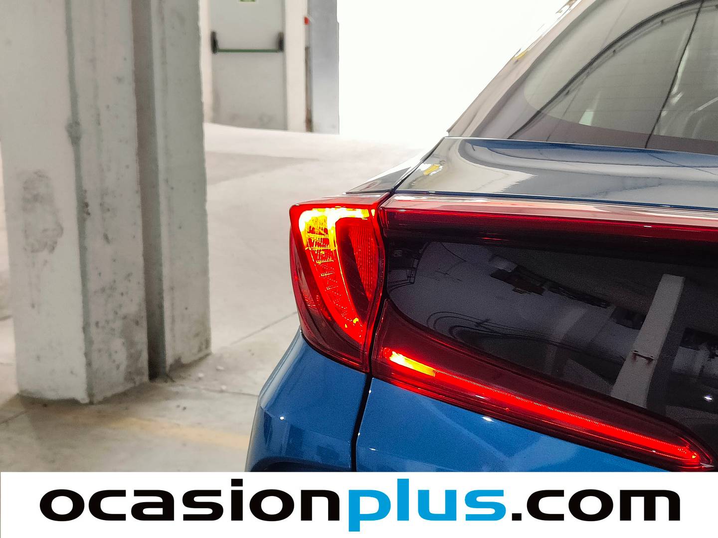 Toyota Prius Toyota Prius 125PH Plug-In Solar (122 CV) híbrido enchufable