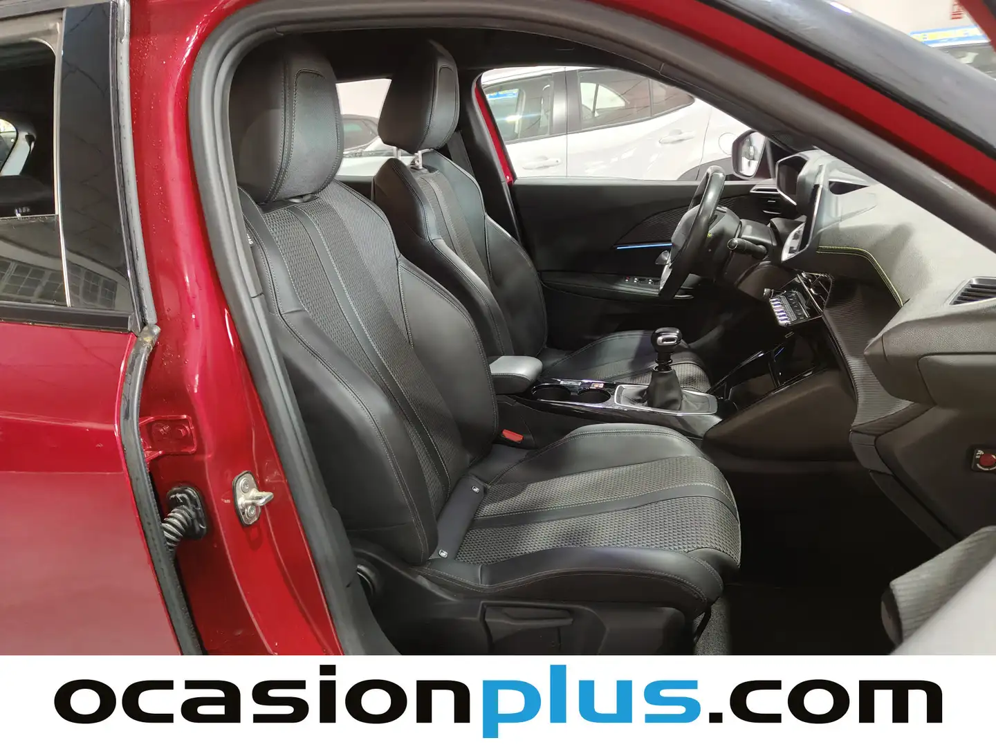 Foto Peugeot 2008 Peugeot 2008 PureTech 130 S&S GT (130 CV)