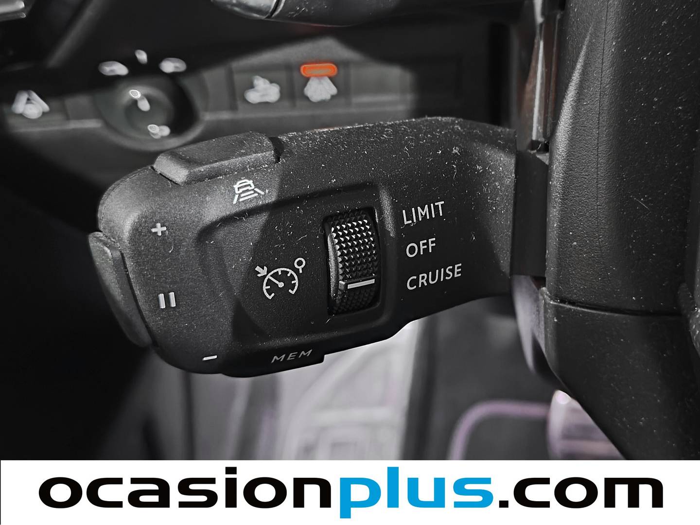 DS DS 7 Crossback DS DS7 Crossback BlueHDi 130 Performance Line+ AT (130 CV) 130cv