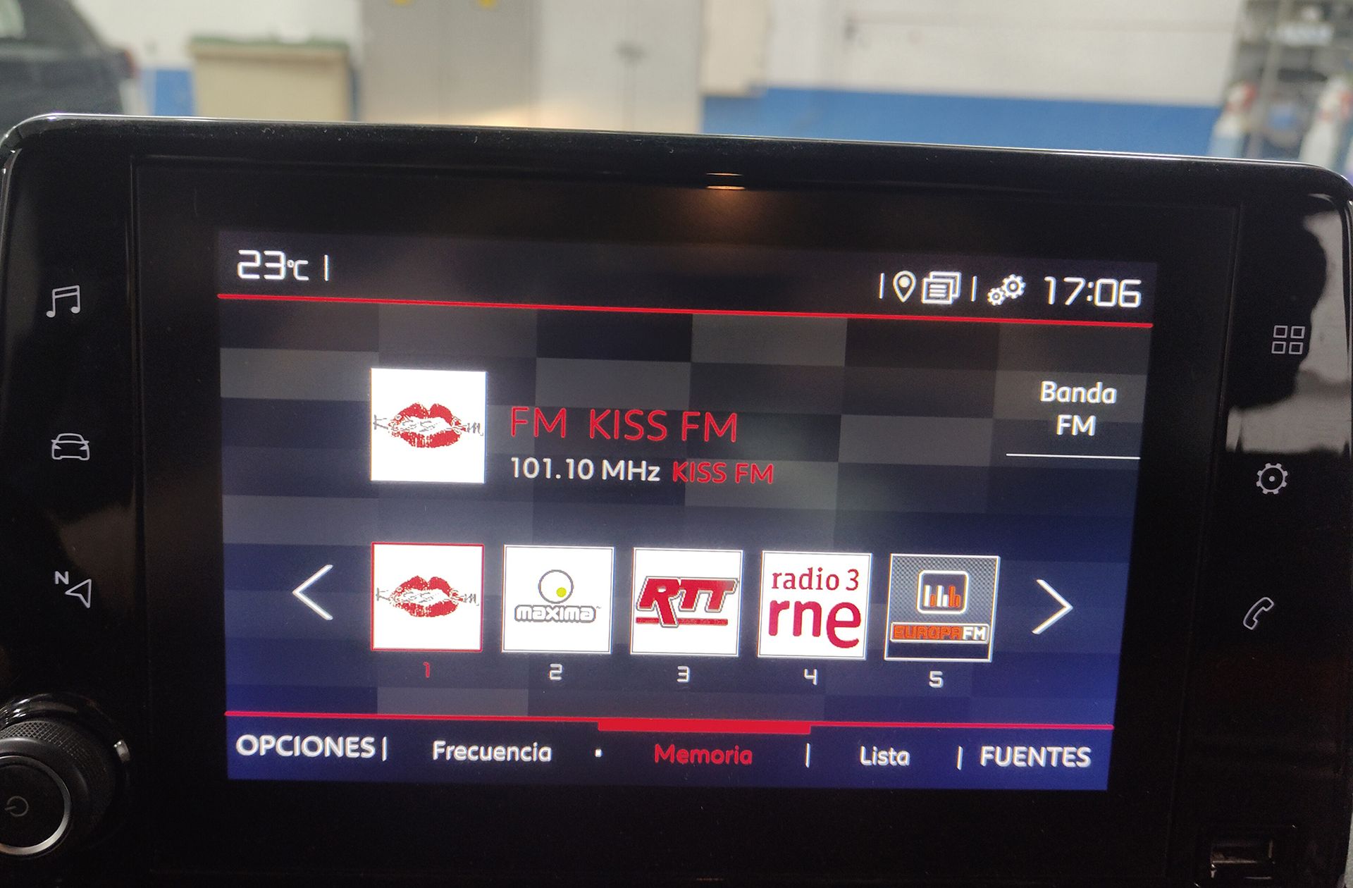 Citroën Berlingo BlueHDi 100 Talla M Shine - foto 31