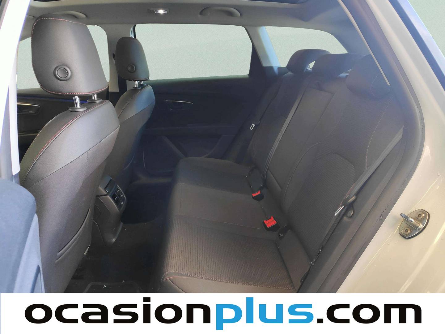 Foto asientos traseros Seat León Seat León ST 1.4 TSI S&S FR Advanced (125 CV)