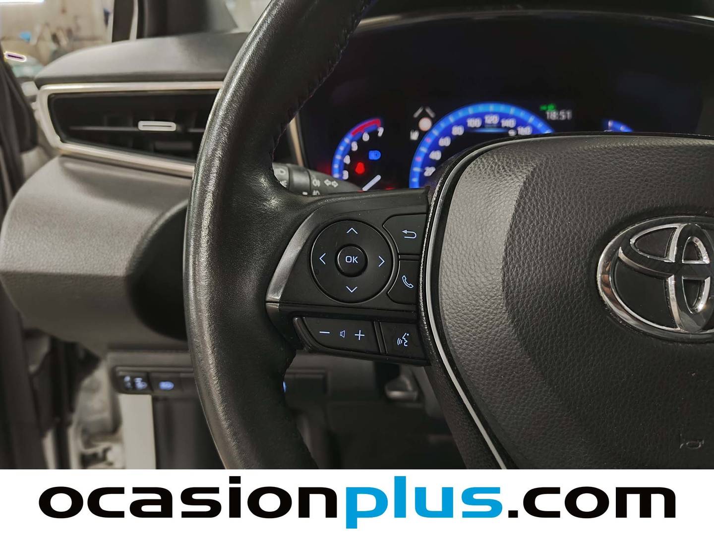 Toyota Corolla Toyota Corolla 1.8 125 Híbrido Active Tech E-CVT (122 CV) seminuevo