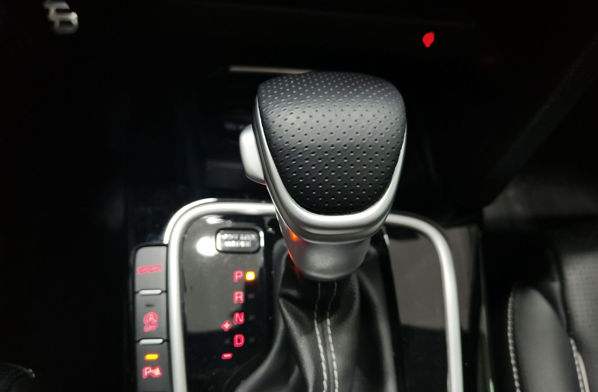 Kia XCeed 1.5 GDi GT-line DCT - foto 6