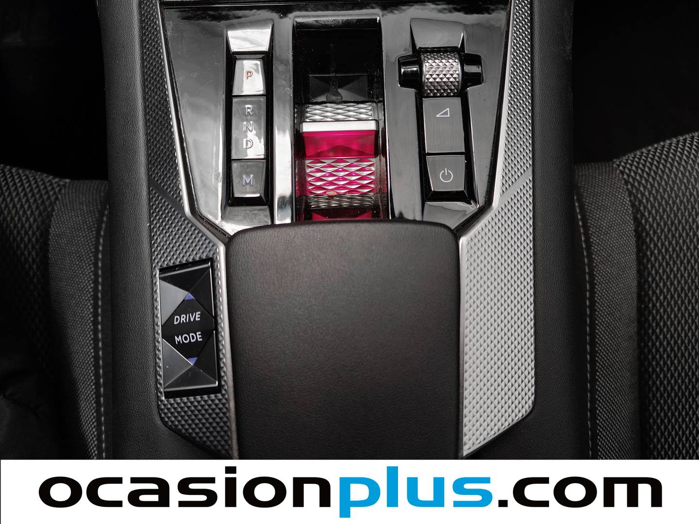 Foto DS DS 4 DS DS4 PureTech 130 Bastille Auto (130 CV)