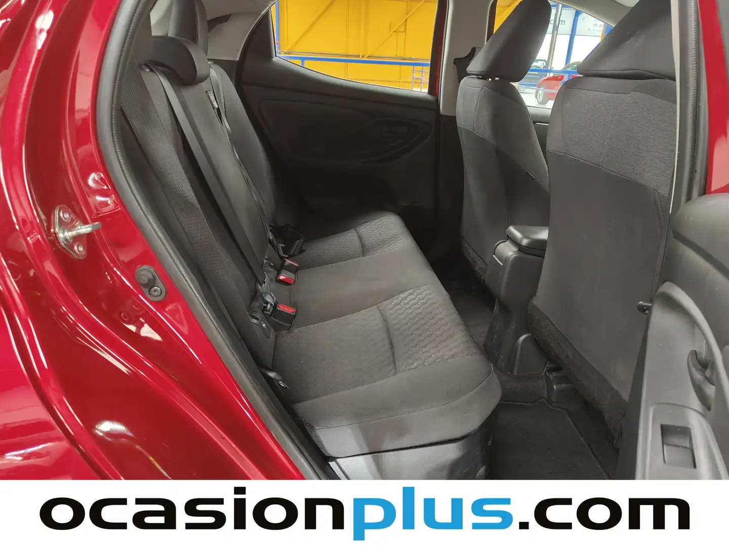 Foto Toyota Yaris Toyota Yaris 120H Business Plus (116 CV)