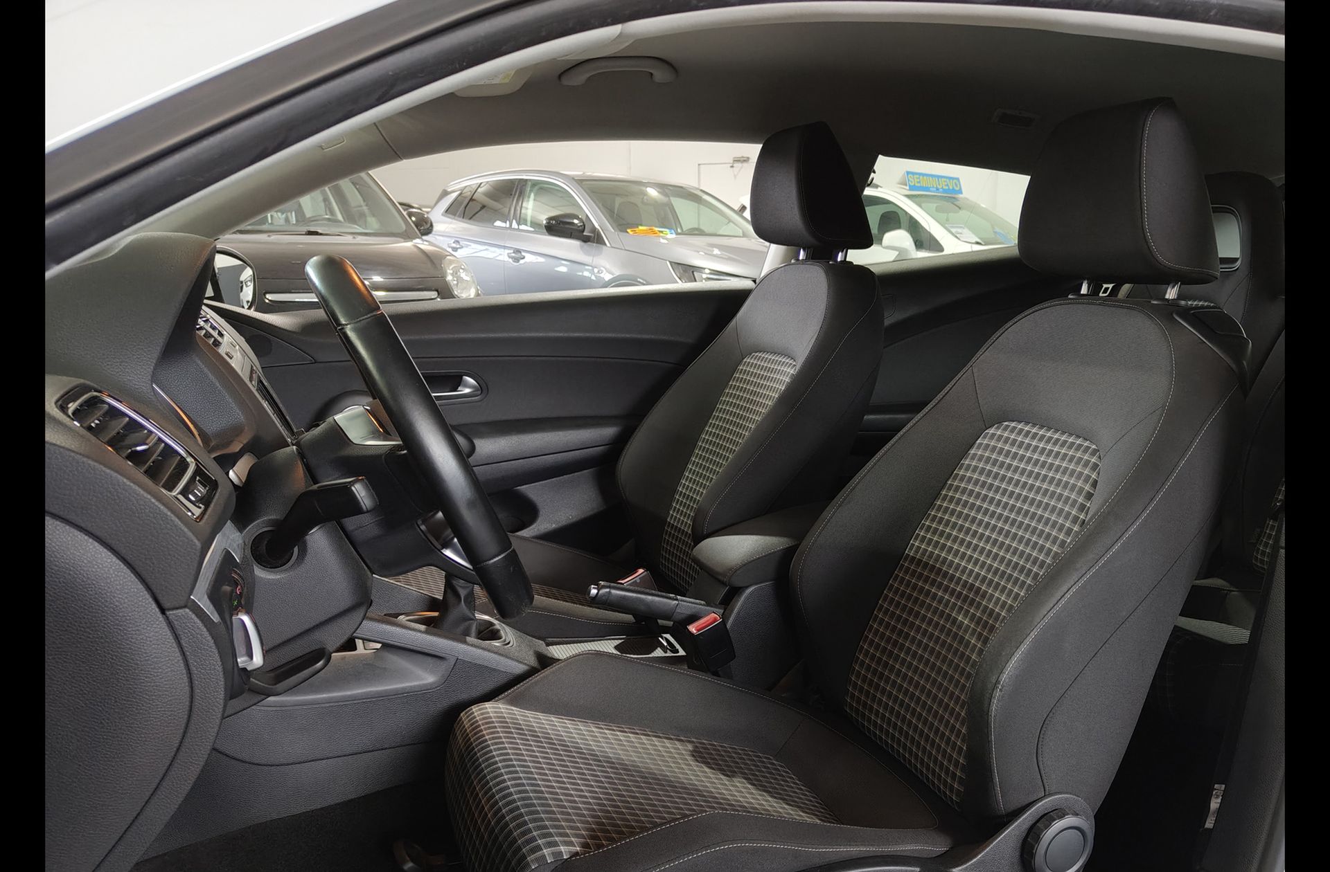 Volkswagen Scirocco R-Line 1.4 TSI BMT - foto 9