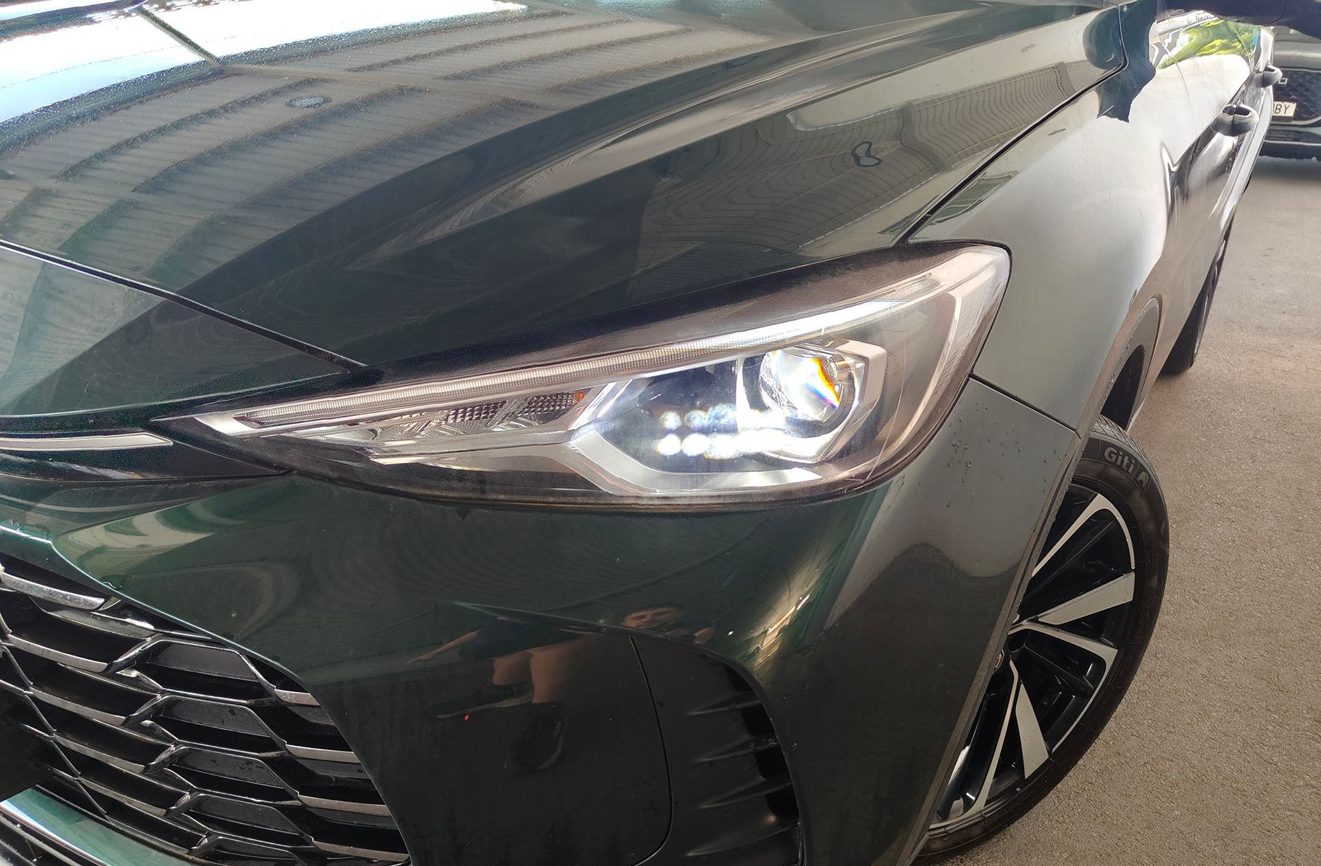 MG ZS 1.5 Hybrid+ Luxury - foto 15