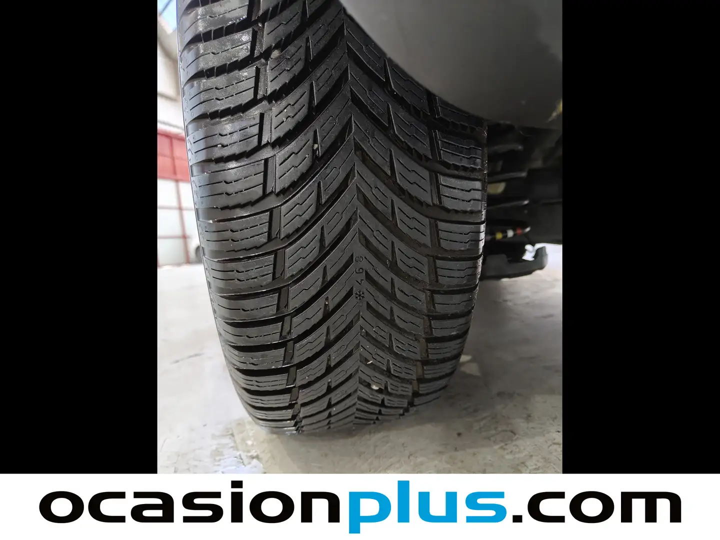 Foto Opel Crossland X Opel Crossland X 1.2 Edition Pro (81 CV) GLP