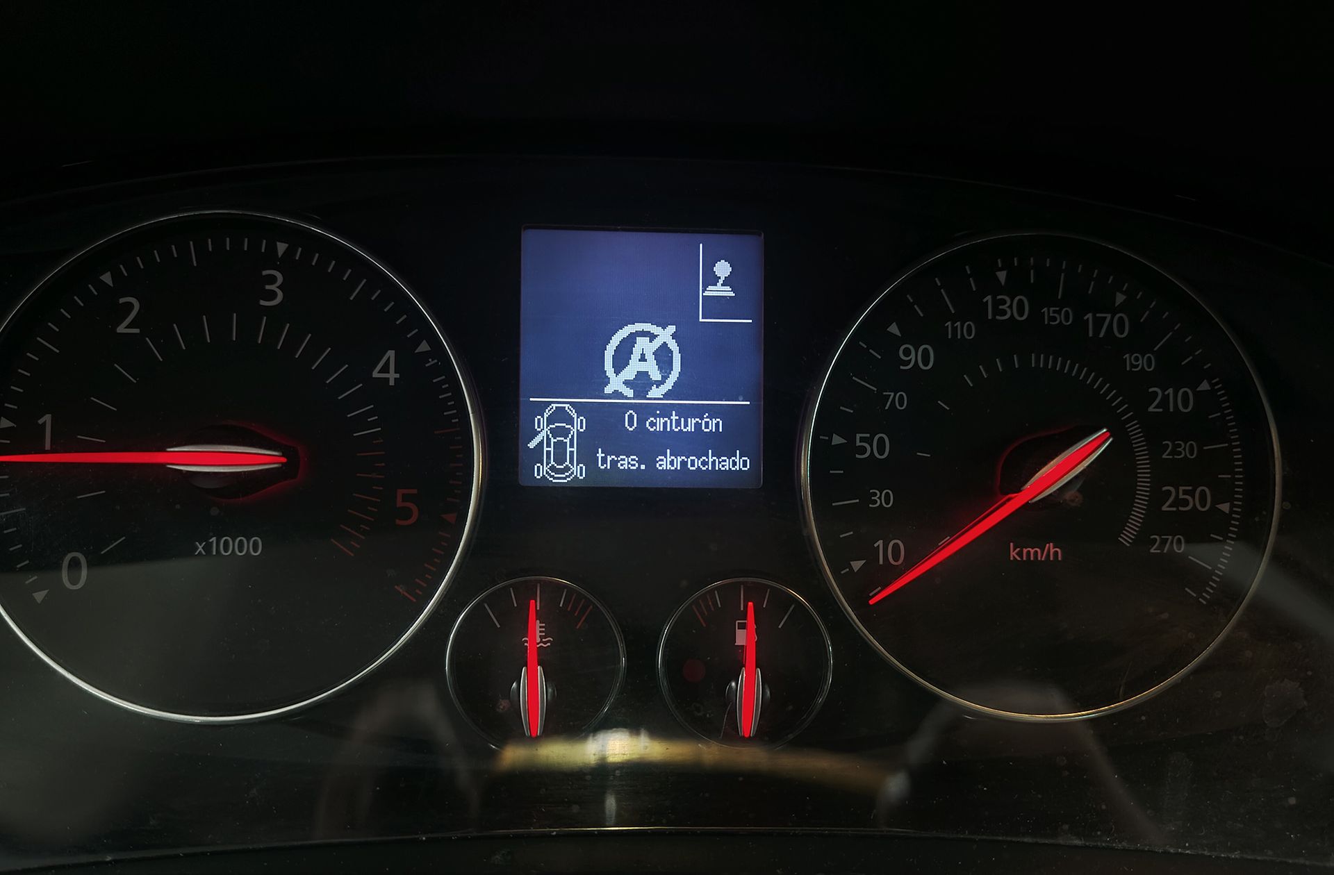 Renault Laguna dCi 130 Energy Dynamique R-Link eco2 - foto 18