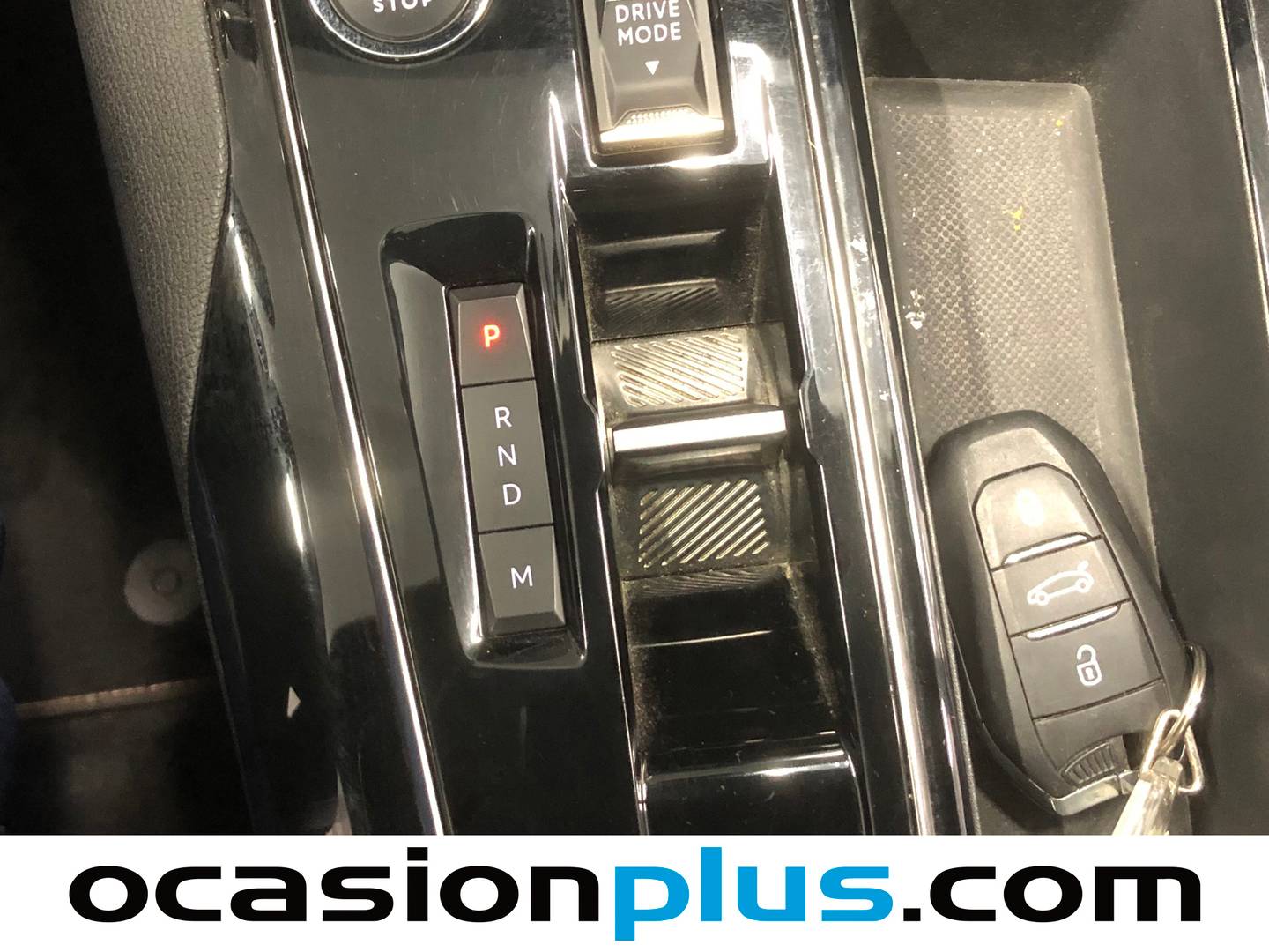 Foto Peugeot 3008 Peugeot 3008 PureTech 130 S&S GT EAT8 (130 CV)