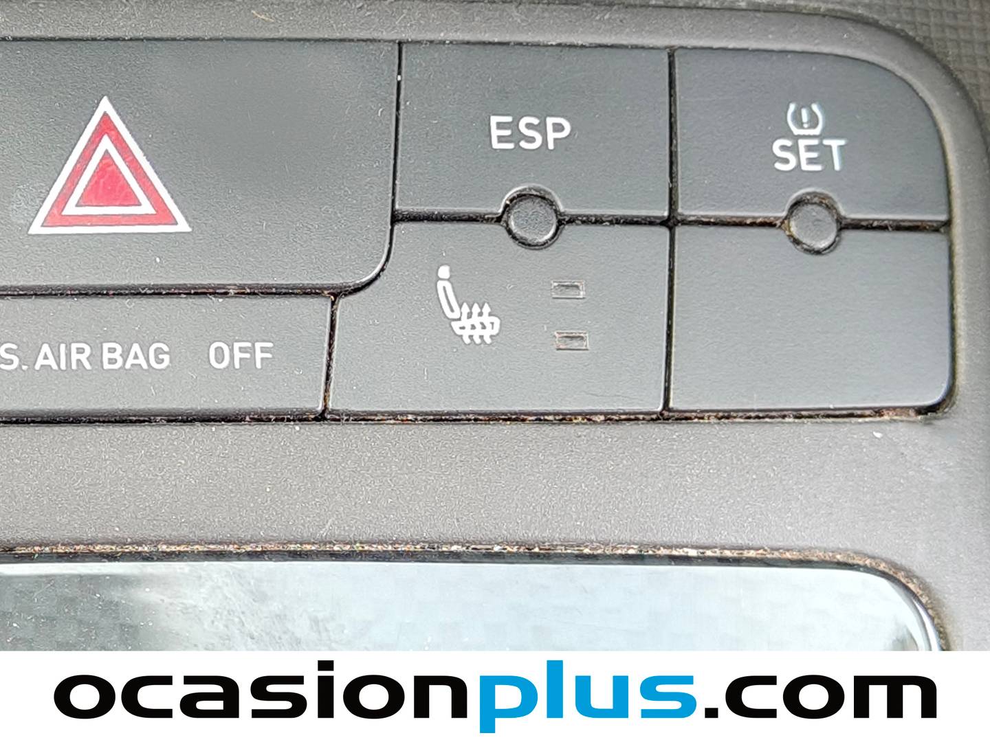 Equipamiento del Seat Ibiza Seat Ibiza SC SC 1.4 TSI Cupra DSG (180 CV)