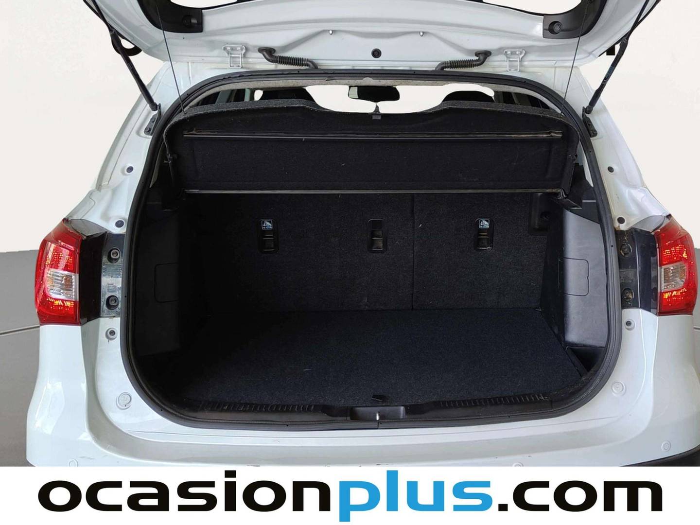 Fotos maletero Suzuki SX4 S-Cross Suzuki SX4 S-Cross 1.0 DITC GLX (111 CV)