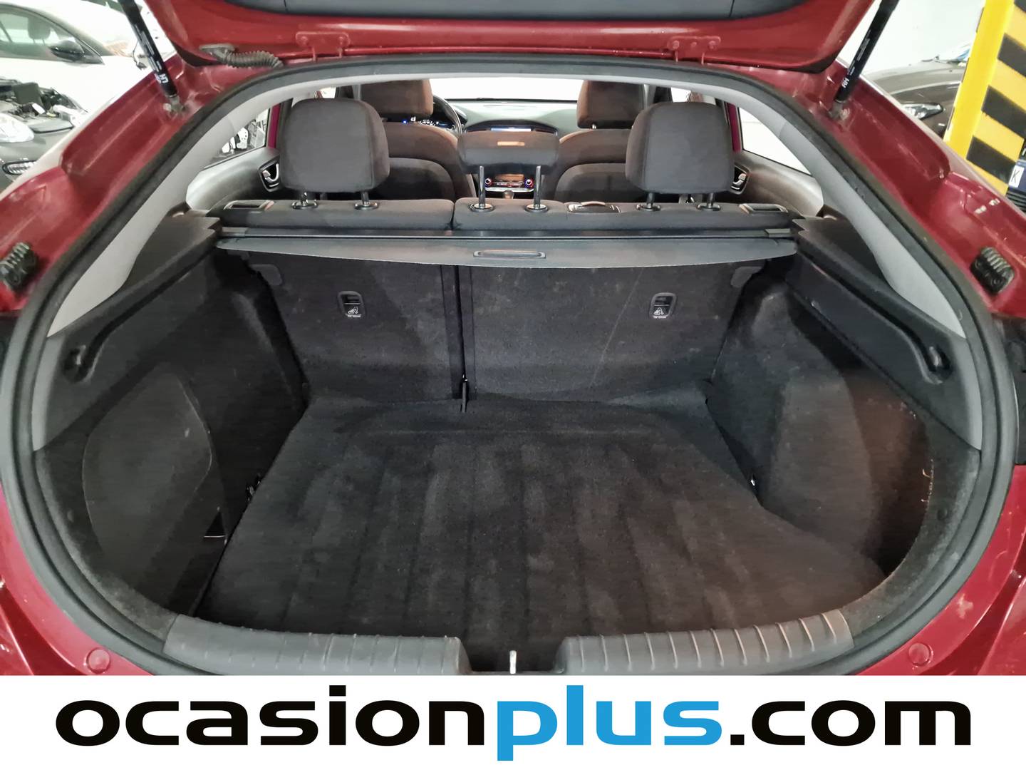 Fotos maletero Hyundai IONIQ Hyundai Ioniq 1.6 GDI HEV Tecno DCT (141 CV)