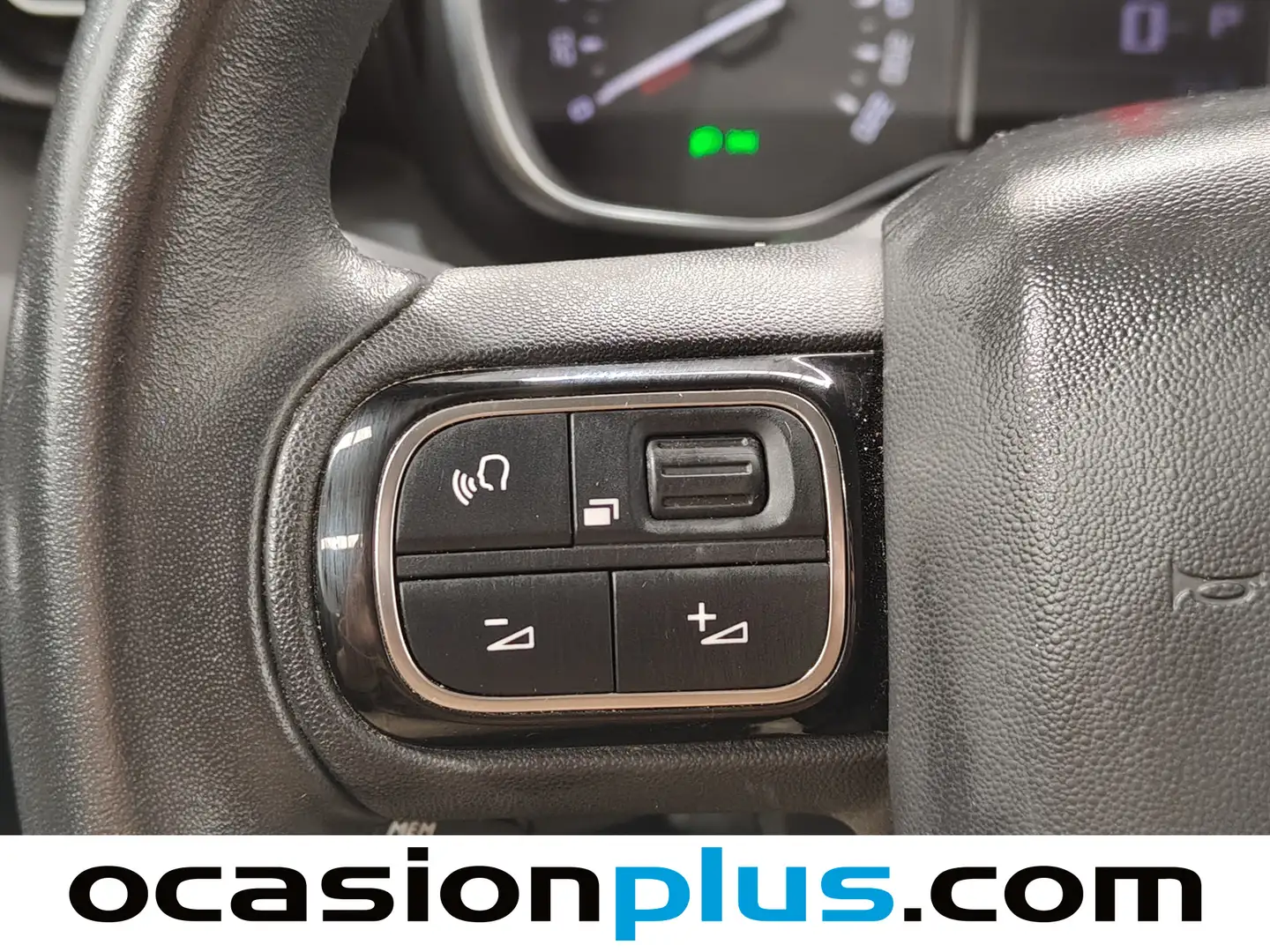 Foto Citroën C3 Aircross Citroen C3 Aircross PureTech 130 Shine Pack EAT6 (131 CV)