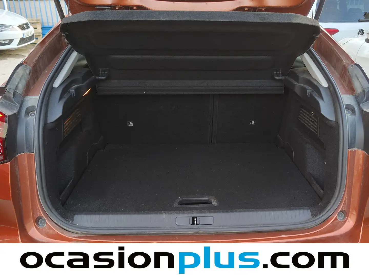 Foto Citroën C4 Citroen C4 BlueHDi 130 S&S Feel Pack EAT8 (130 CV)