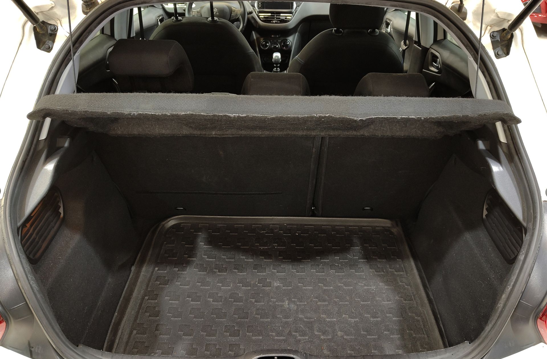 Peugeot 208 1.2 PureTech Signature - foto 13